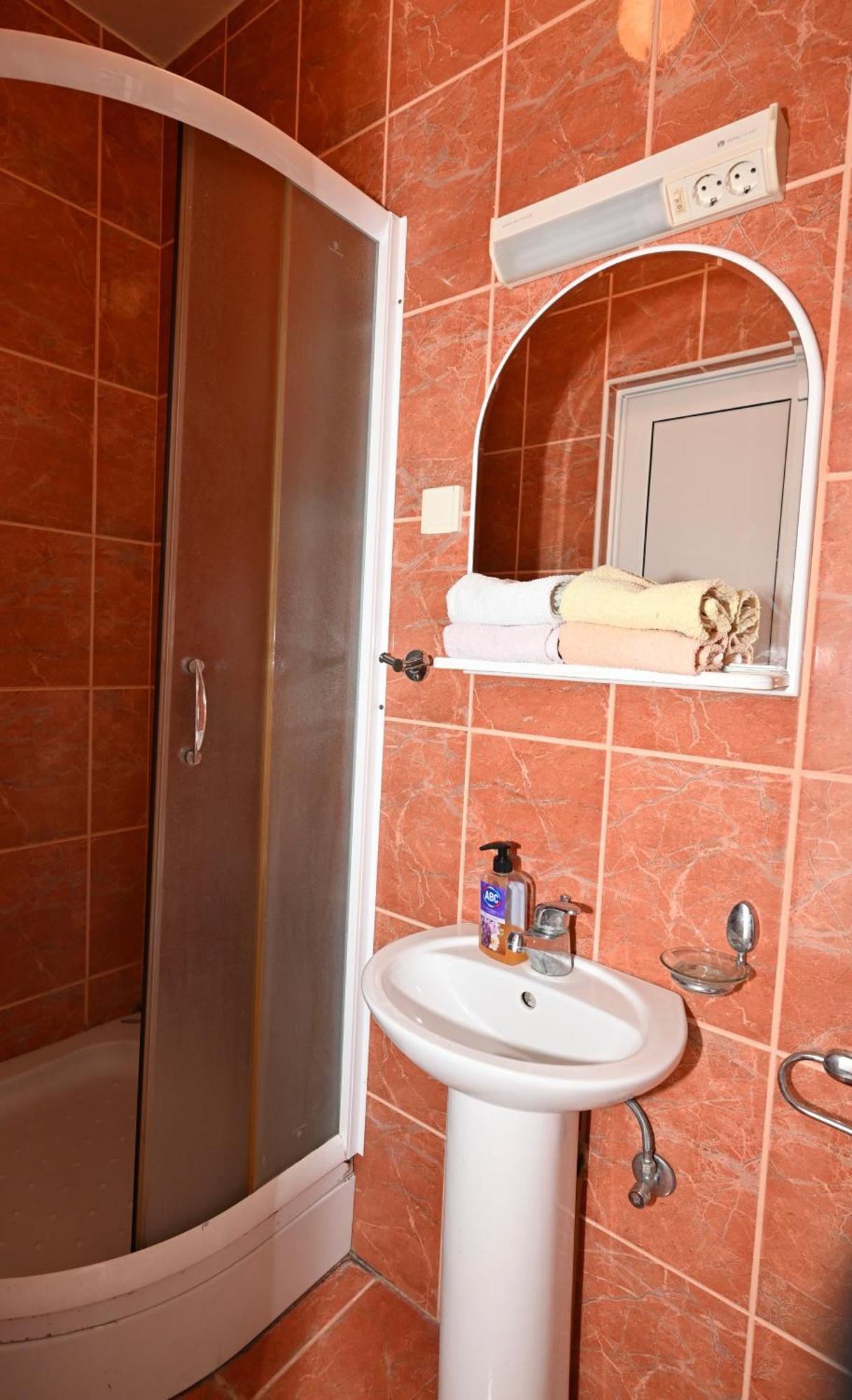 Apartments Holiday Daire Budva