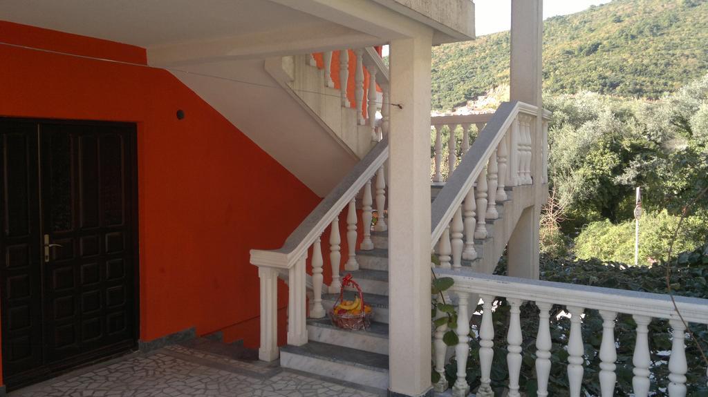 Apartment Holiday Budva