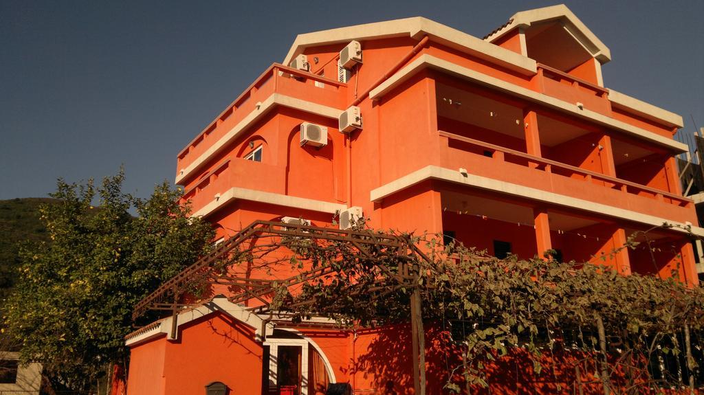 Holiday Apartment Budva